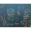 Pap&eacute;is de rascunho para crian&ccedil;as desenhando e escrevendo